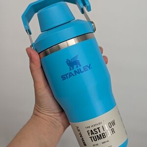 New Stanley IceFlow 20 Oz Fast Flow Anti spill Water Bottle Cup Blue Splash